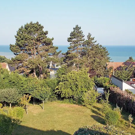 Holiday home Holiday La Marie-laure *